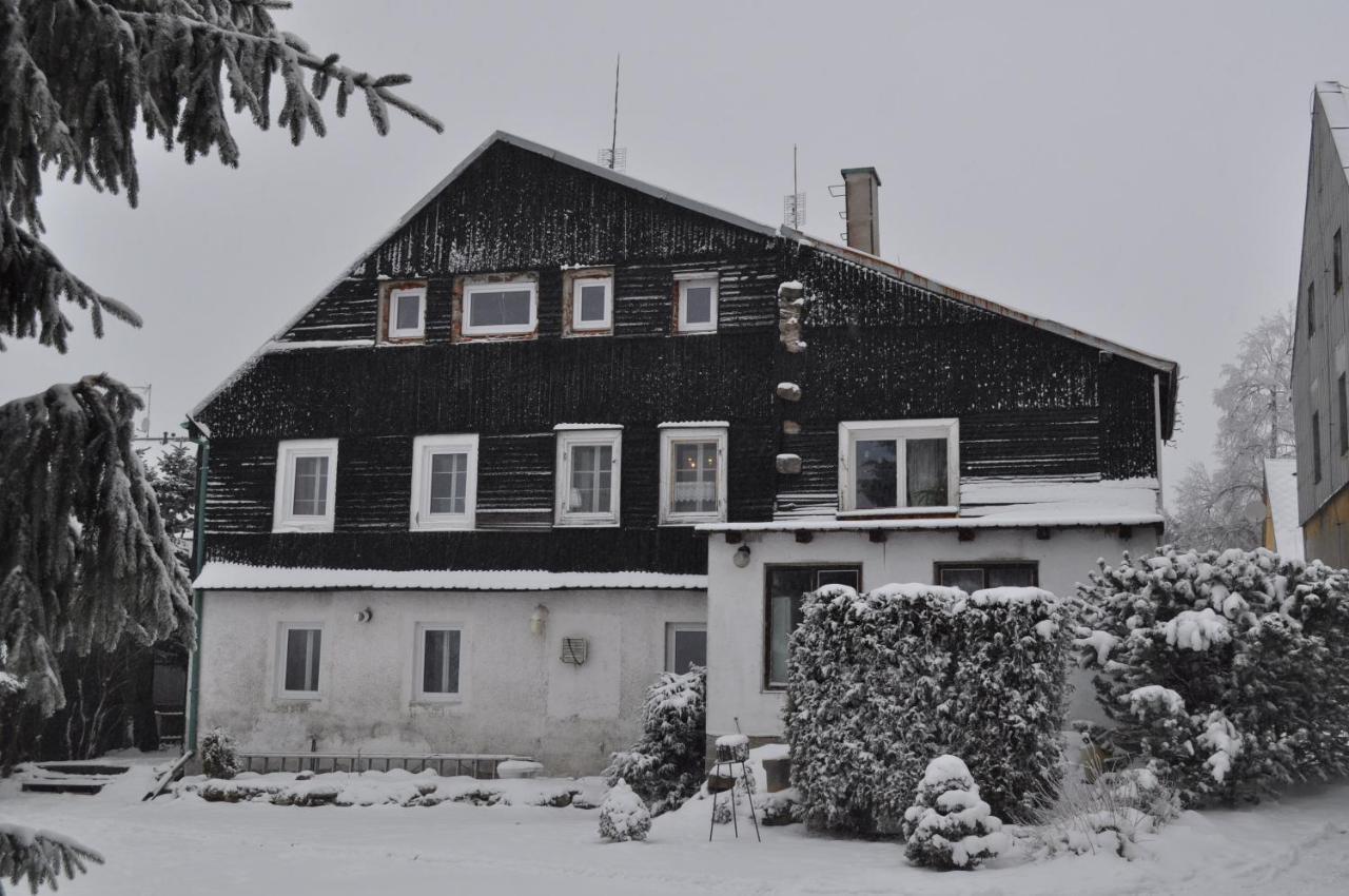 Apartmany Nemo Horní Blatná エクステリア 写真